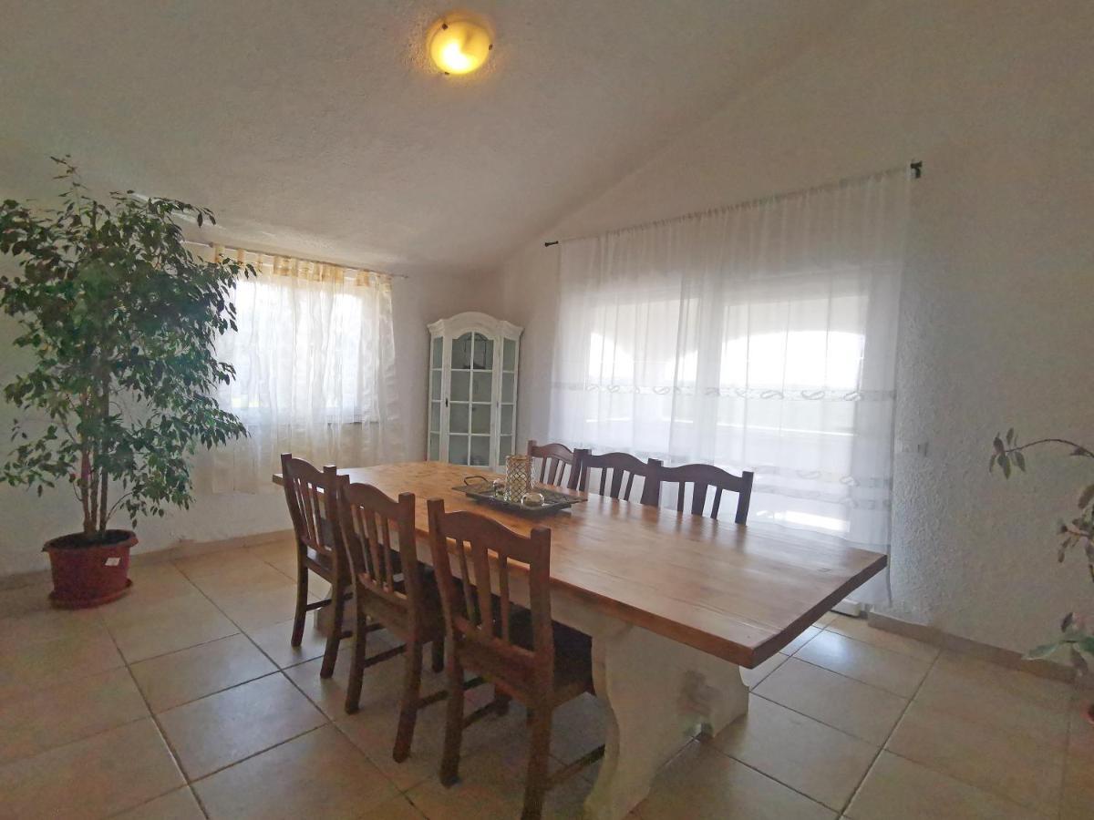 Apartman Luna Sveti Lovreč Pazenatički Exterior foto